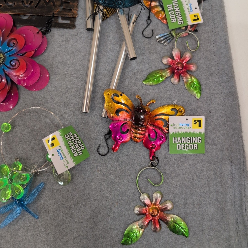 Lof of 13 True Living Outdoors Hanging Decor Bee Butterfly Frog Wind Chime + - Picture 6 of 7
